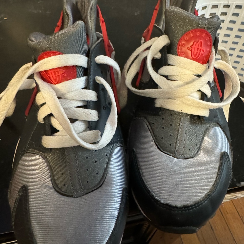 Nike Air Penny Hardaway Gray and Red Kids Sneakers